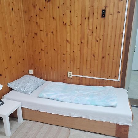 Liget Ueduelo Siofok Bed & Breakfast Luaran gambar