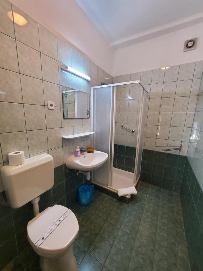 Liget Ueduelo Siofok Bed & Breakfast Luaran gambar