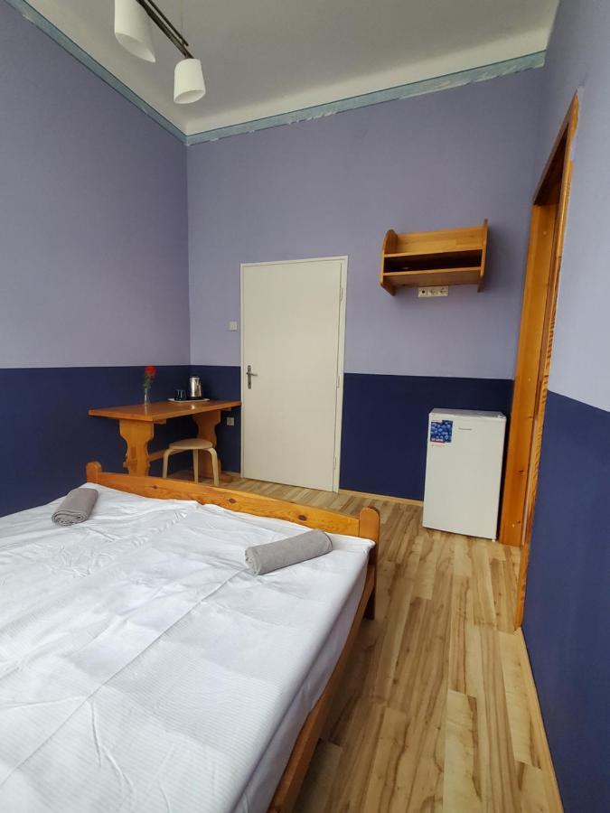 Liget Ueduelo Siofok Bed & Breakfast Luaran gambar