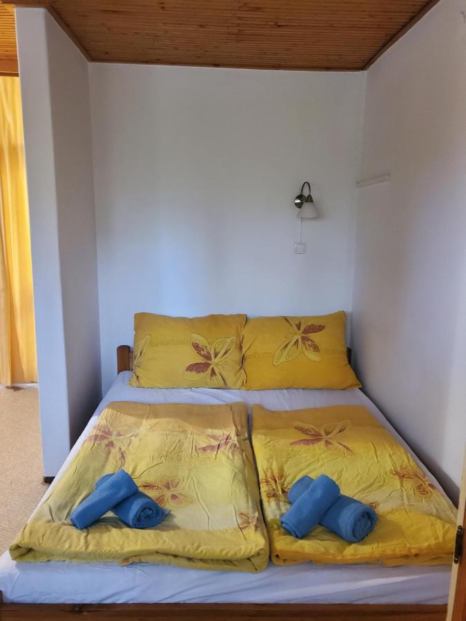 Liget Ueduelo Siofok Bed & Breakfast Luaran gambar