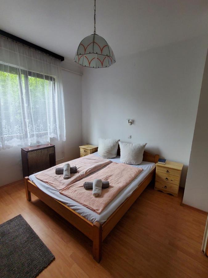 Liget Ueduelo Siofok Bed & Breakfast Luaran gambar