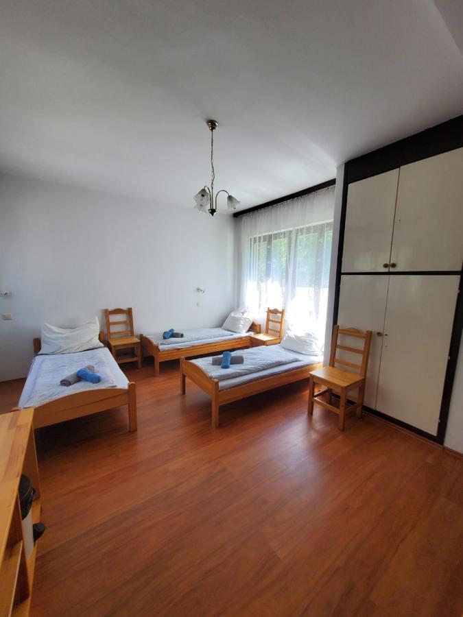 Liget Ueduelo Siofok Bed & Breakfast Luaran gambar